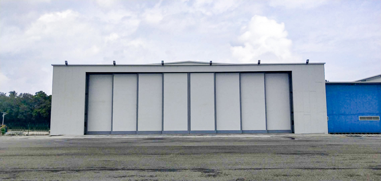 1654069591947082.jpg 馬爾代夫機(jī)庫大門.jpg